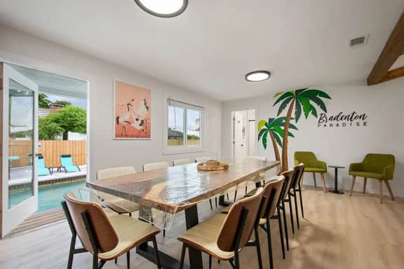 Close To Beach,  Private Pickleball & Pool