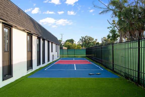 Private Pickleball & Pool Oasis